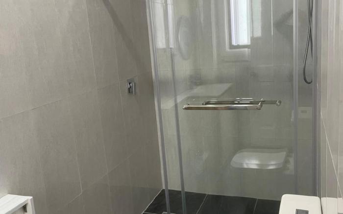 Quiet Spacious Family House