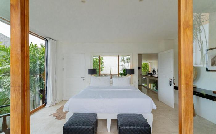 Boutique 10BR Villa w/ River & Walk to Beach