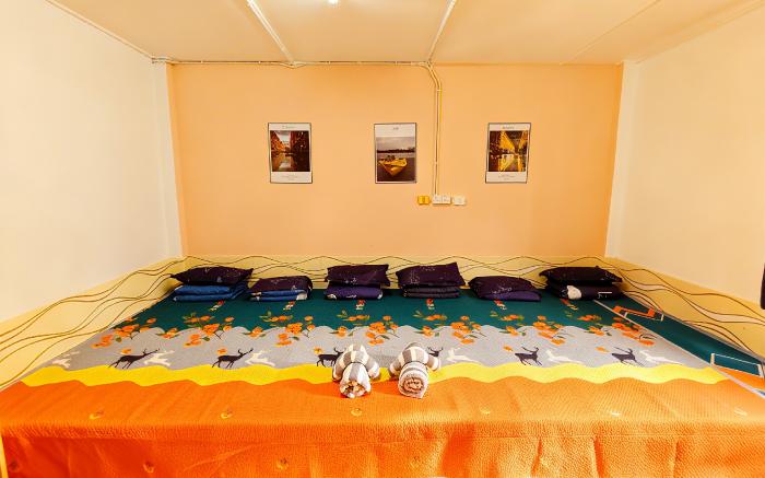 a玖月舒苑4-6人间东北大炕独立卫生间0529