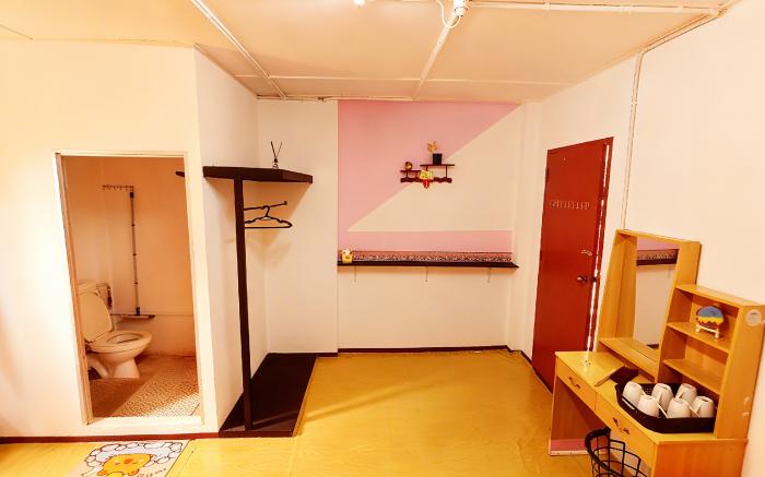 a玖月舒苑4-6人间东北大炕独立卫生间0529