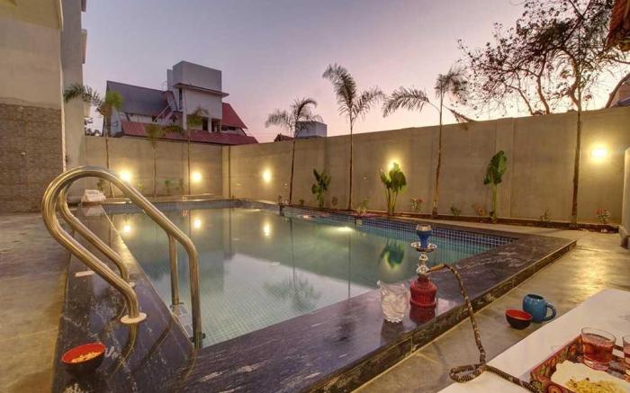 The Infinity Pool Villa Hotel by DanCenter, Baga Beach, Goa