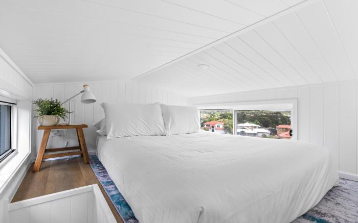 Cute 1-Bed Tiny House with Garden in Nature