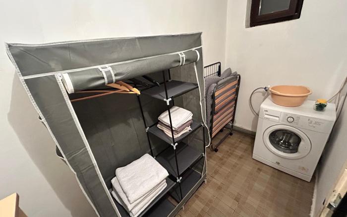 Black And Ginger Residence