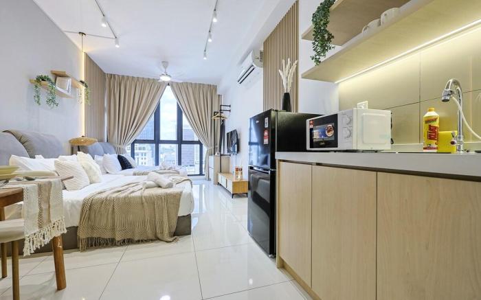 Beige Cozy Studio Apartment @ KLCC by Nexx Field