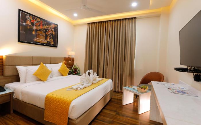 Hotel Dolphin Grand  Varanasi