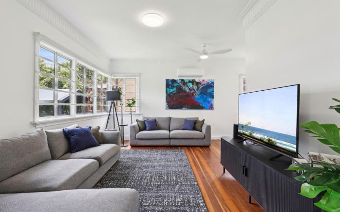 Spacious 3-Bed Home in Morningside with Backyard