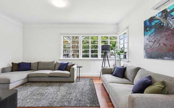 Spacious 3-Bed Home in Morningside with Backyard