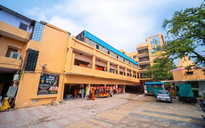 Omji Kailash Math Ashram