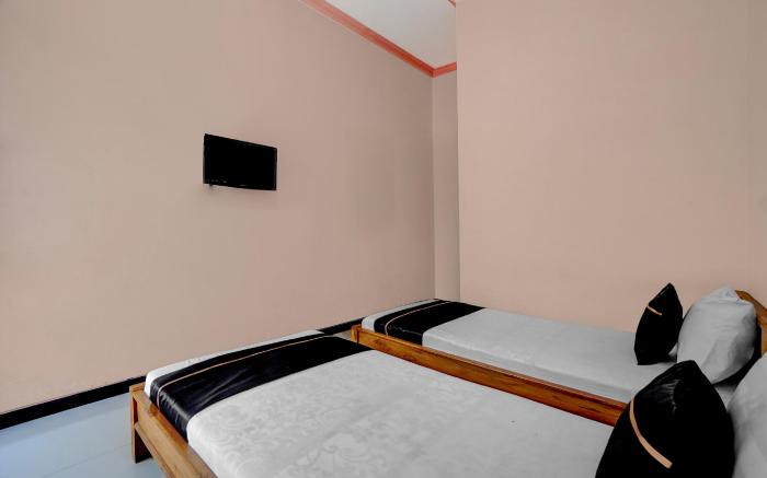 OYO 94899 Nilskost Syariah Near Upn