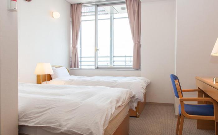 Shin Osaka Youth Hostel