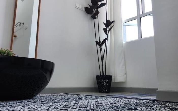 Sis Roomstay with Sea View