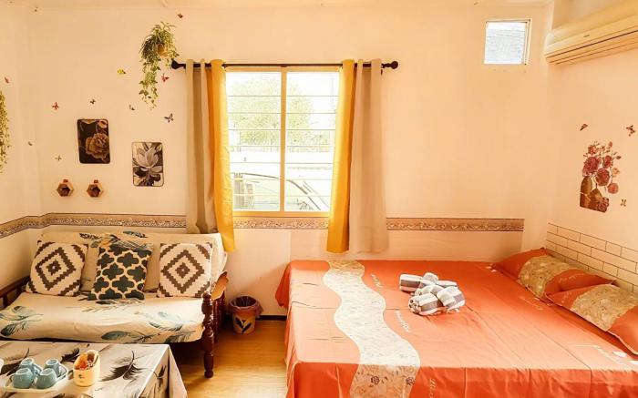 a玖月舒苑双床房2-4人间室外独立卫生间空调沙发大花园6417