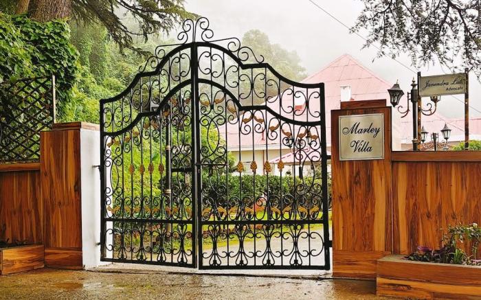 5 BHK Heritage Private Cottage in Central Shimla