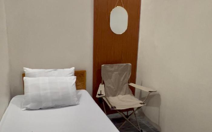 Small Room Near SM Lipa City and The Outlets