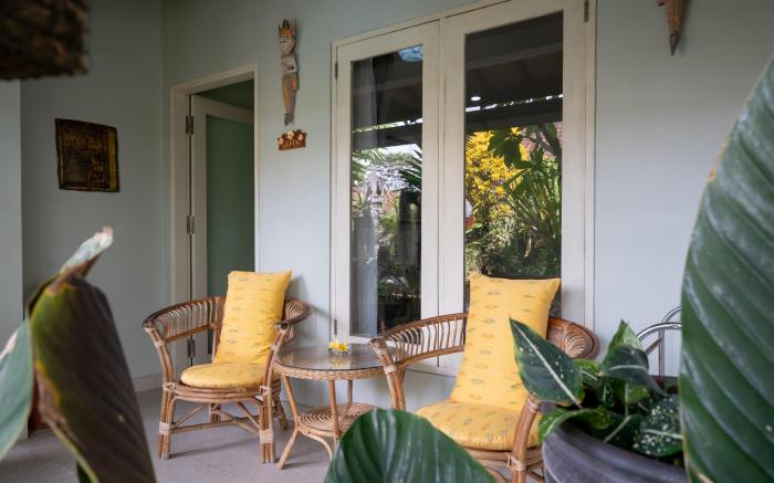 Angel House Ubud Eco Villa Jepun room pool view 