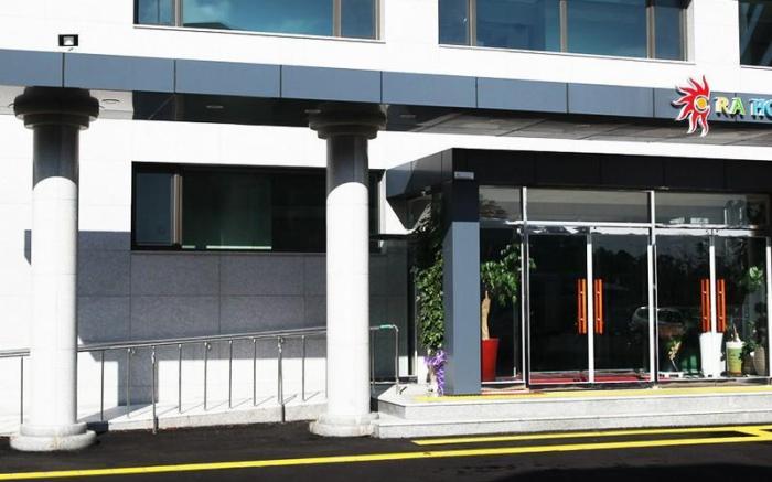 Ra Tourist Hotel