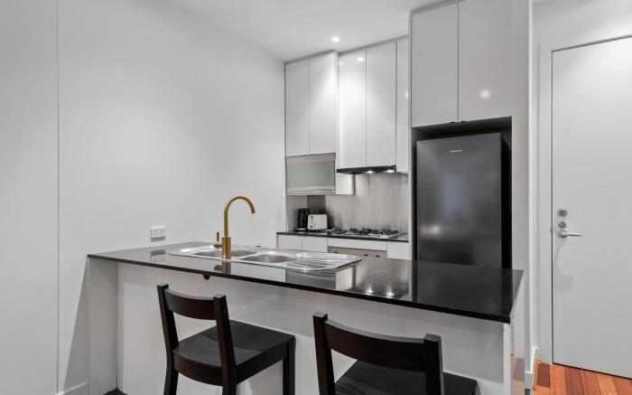 Stylish and Spacious 2-Bed Apartment Melbourne