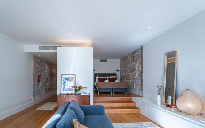 Nomad's Lux - 1BD The Comfort Square in Porto