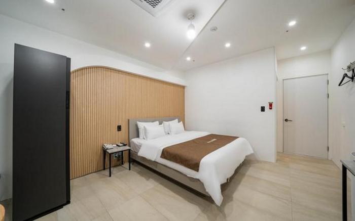 Goesan Hotel The King