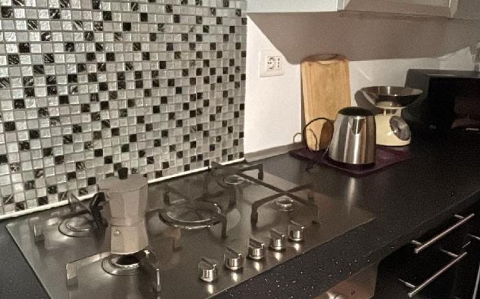 Window on the River – Room with a TOP View