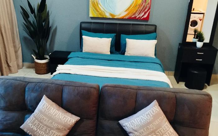 Superior Suites at Trefoil by ComfyAsia A14