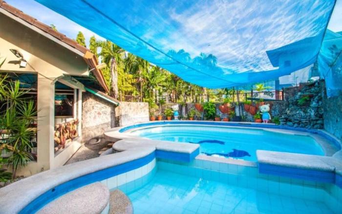 Pool on the Hill Private Resort by 6 Senses