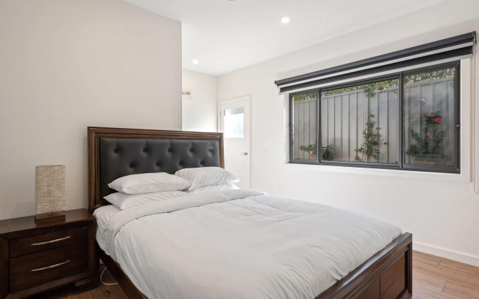 Cosy Kambah 1 Bedroom Near Shops & Parks