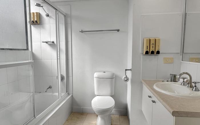 1-Bed Urban Getaway Near the Brisbane River