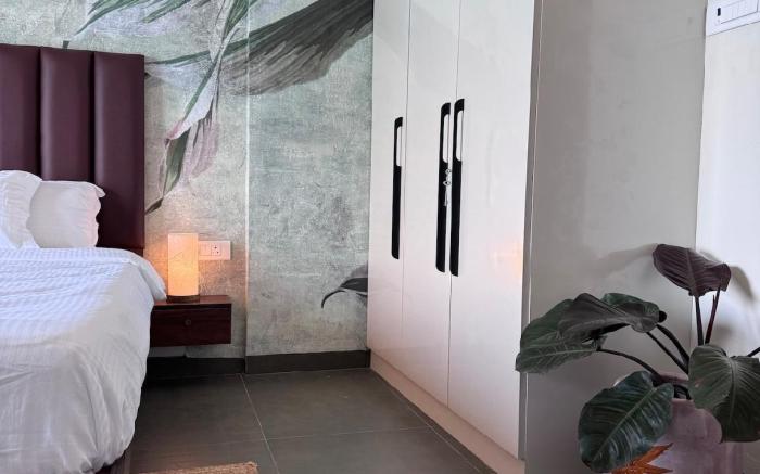 Cozy Retreat with Pool, Gym & Pickleball