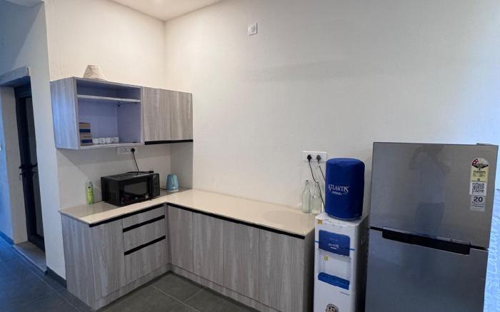 Cozy Retreat with Pool, Gym & Pickleball