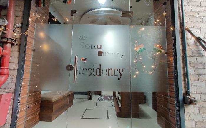 Sonu Luxury Residency Hotel