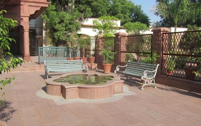 Ratan Vilas