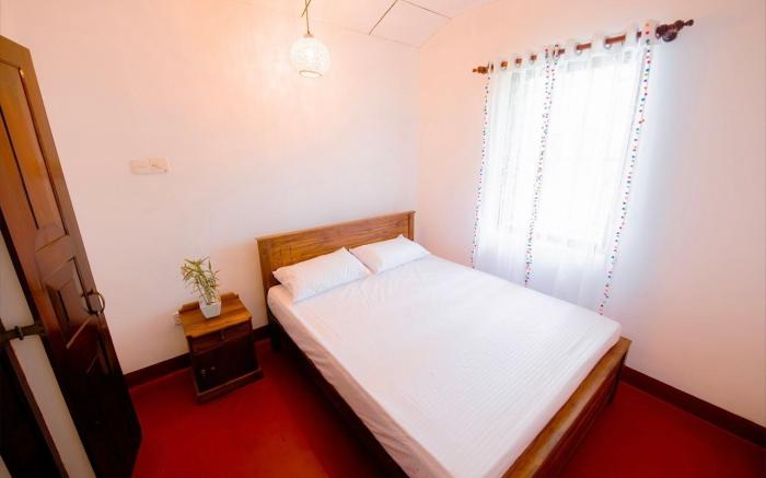 Aurora පාට පාට