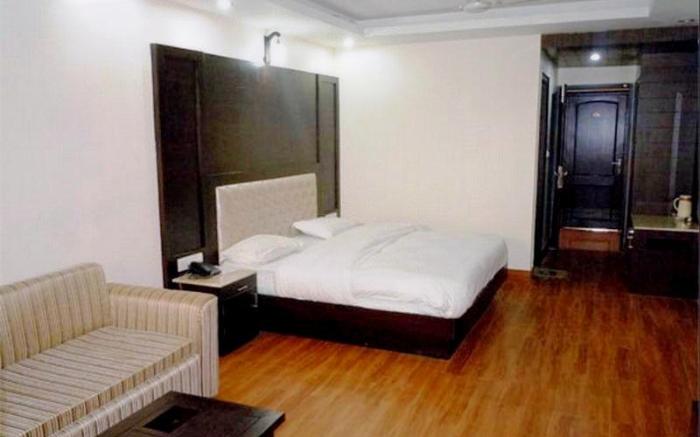 Hotel Basera