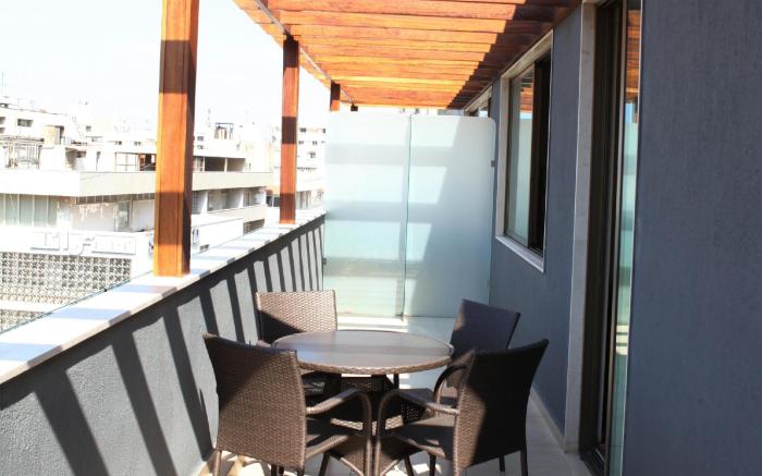The J Hotel and Spa