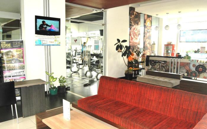 High Livin Apartment Baros