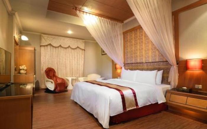 納多利汽車旅館