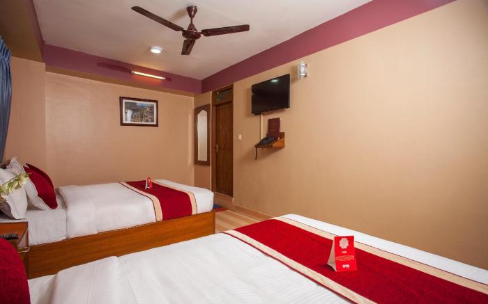 OYO 174 Shiva Shankar Hotel