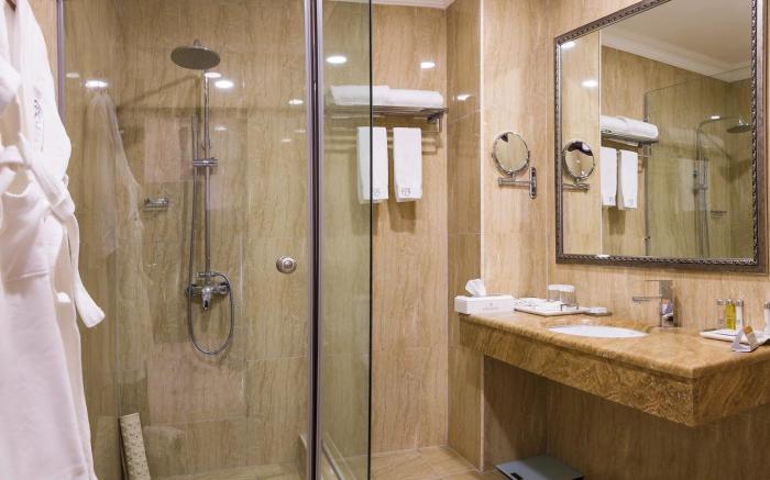 Paris Hotel Yerevan