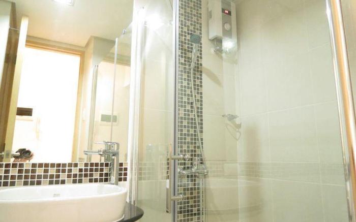 Extremeli Suites