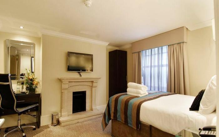 Astors Belgravia Hotel