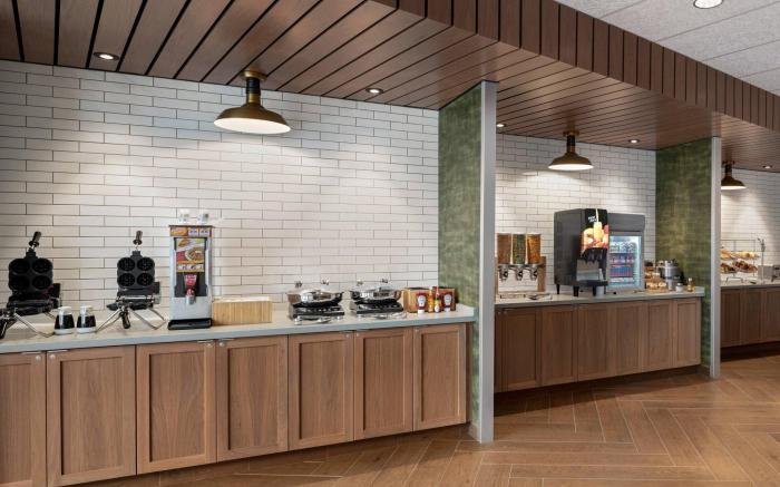 Fairfield Inn & Suites Milwaukee West