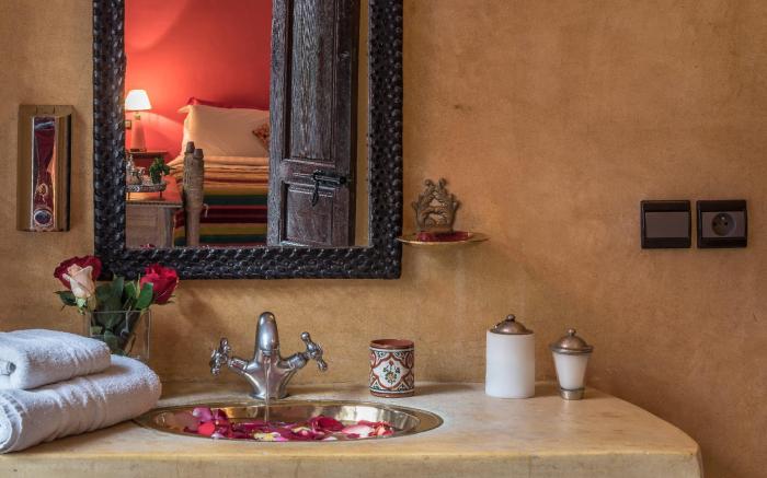 Riad Azalia