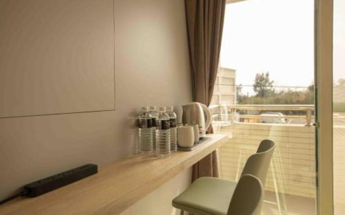 千尋民宿 經典四人房 附陽台