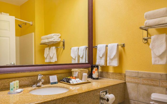 Quality Inn & Suites Galveston - Beachfront