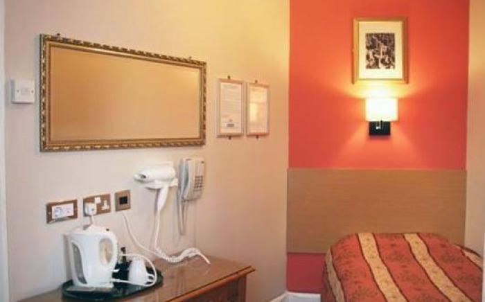 The Grapevine Hotel