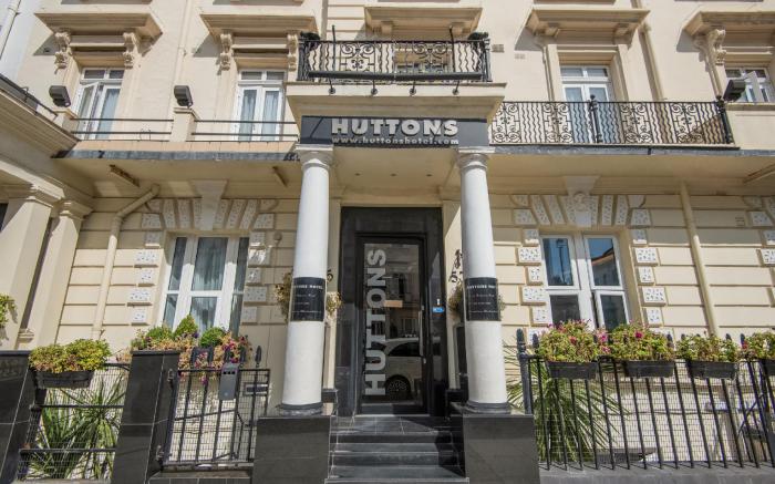 Hutton Hotel, Victoria London