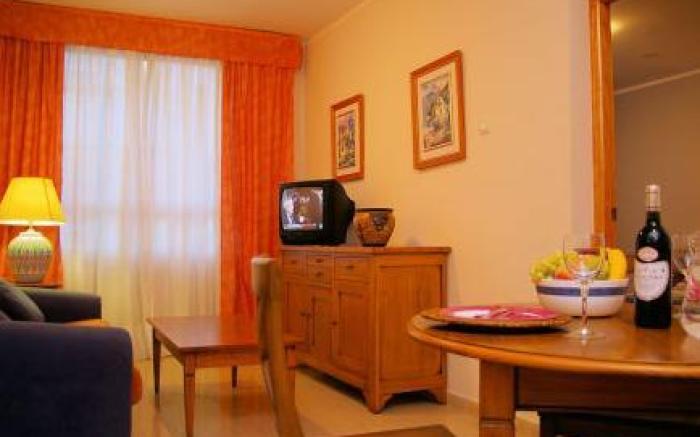 Aparthotel Bahia Pinosol