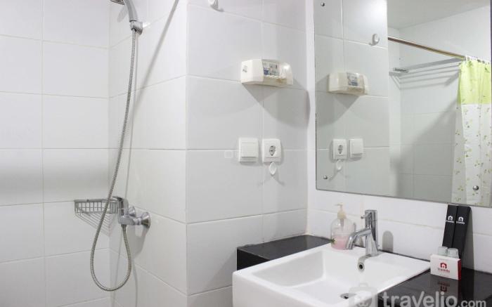 Studio at Beverly Dago Apt near ITB By Travelio