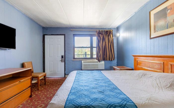 Admiral Motel By OYO Chicago I-94